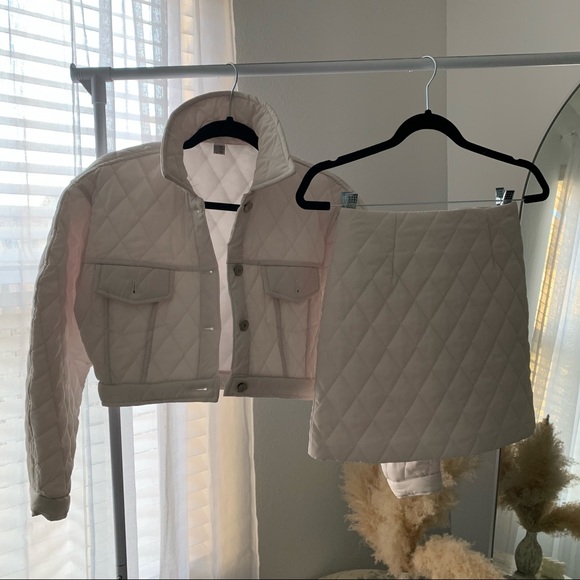 Storets Set - Picture 3 of 4